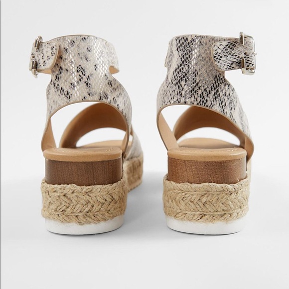 Snake Skin Chunky Espadrille Flatform Wedge Sandal - Picture 7 of 8